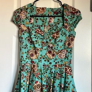 Hell Bunny 1950s Style Dress with Skull Pattern and Pockets
